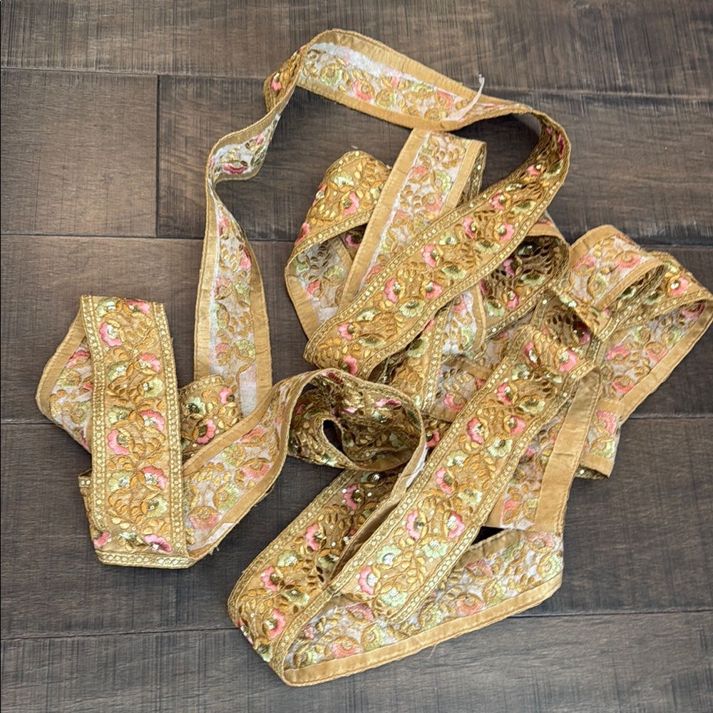 NWOT Embroidered Gold and Pink Trim